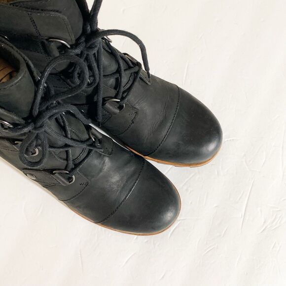 Sorel Joan of Artic Wedge Mid Women's 10 Black Leather Boots Booties Calf Length - Picture 4 of 9